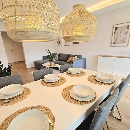 Apartmán 3 Zi, Balkon, Ruhig, 73m²: Ein Hauch Von Luxus