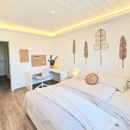 3 Zi, Balkon, Ruhig, 73m²: Ein Hauch Von Luxus