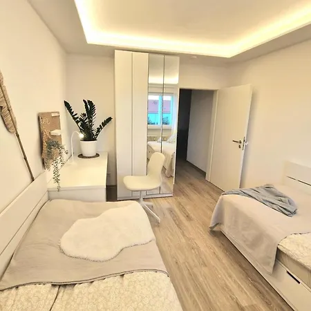 3 Zi, Balkon, Ruhig, 73m²: Ein Hauch Von Luxus