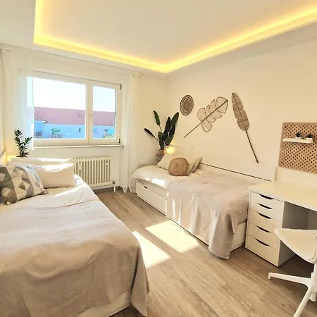 3 Zi, Balkon, Ruhig, 73m²: Ein Hauch Von Luxus